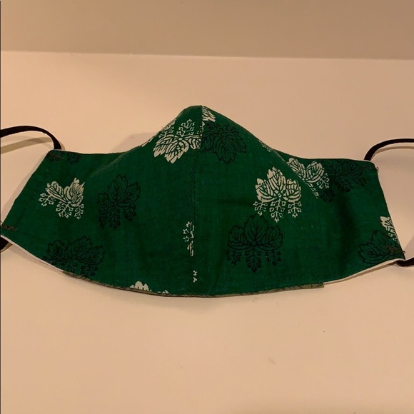 Handmade fabric masks made in USA 🇺🇸 - Picture 2 of 5